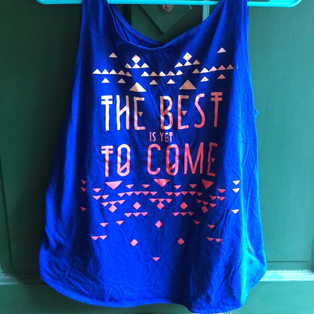 American Eagle “best is yet to come” blue tank, Md
